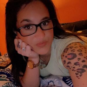 Meet your Posher, Kayla